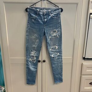 American Eagle Outfitters Light Blue Distressed Skinny Jeans